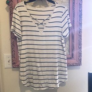Black & white striped tee